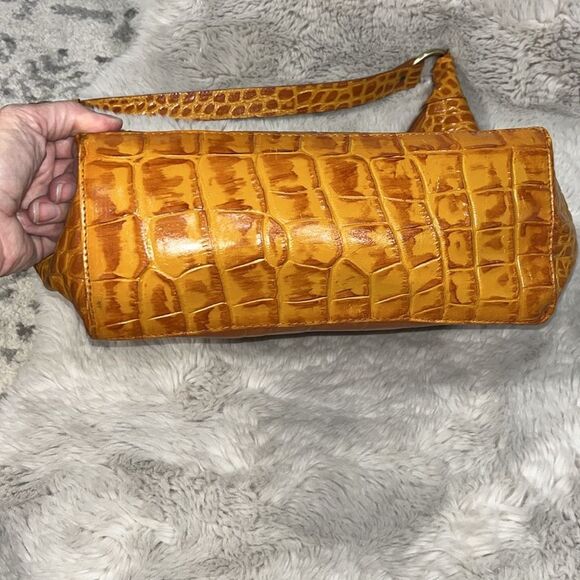 Michael Rome Designs Croc Embossed Italian Leather Bag - Picture 11 of 14